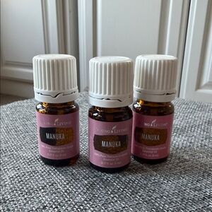 Young Living 5ml Manuka Essential Oil - Pink and White